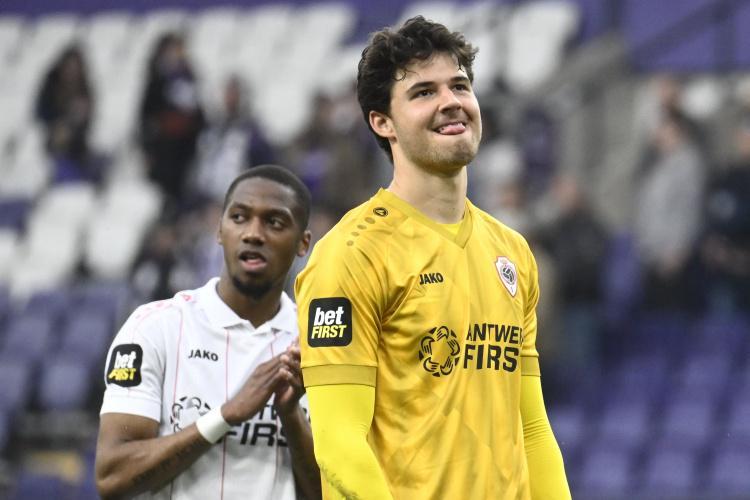 罗马诺：曼联与安特卫普商谈拉门斯转会，接近与球员谈妥个人条款